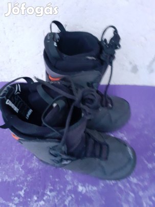 Atomic snowboard cipő snowboardcipő 38-39-es