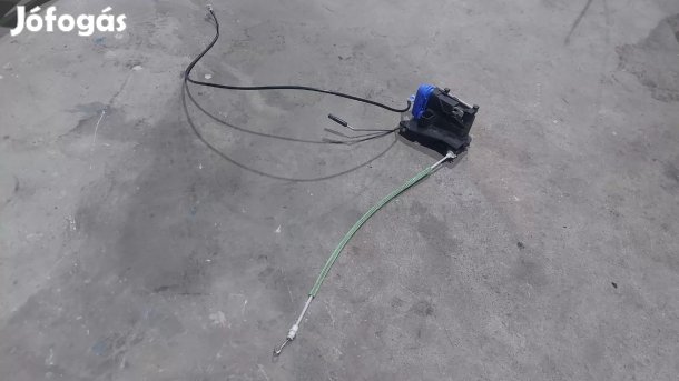 Audi 100 91- Bal hátsó ajtó ajtózár zárszerkezet zár szerkezet 8920