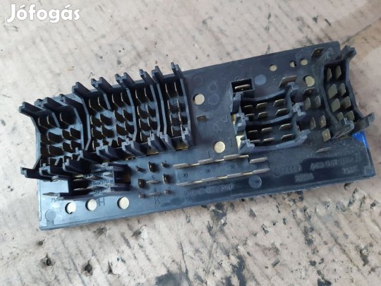 Audi 80 B3 Biztosítéktábla / Relé Tábla