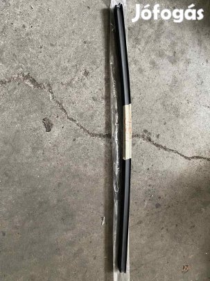 Audi A1 belső vízlehúzó 8X4837480A eladó