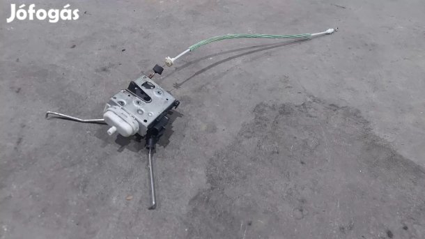 Audi A3 8L 97- Bal első ajtó ajtózár zárszerkezet zár szerkezet 8918