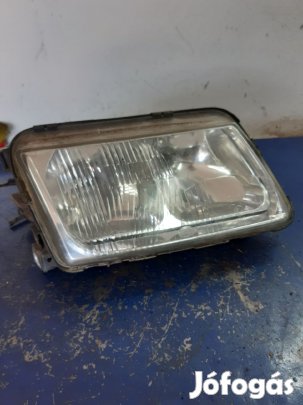 Audi A3 8L Jobb Első Lámpa / Fényszóró