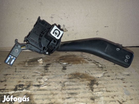 Audi A3 8P Bajuszkapcsoló