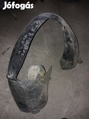 Audi A3 8P Jobb Első Dobbetét