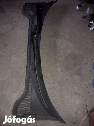 Audi A3 8P Levélrács