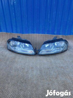 Audi A3 8P gyári 8P0941003BC bal, 8P0941004BC jobb fényszóró