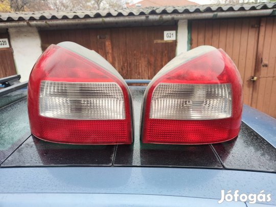 Audi A3 8P hátsó lámpa párban 