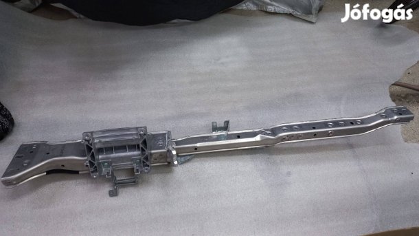 Audi A3 8P műszerfal kereszttartó