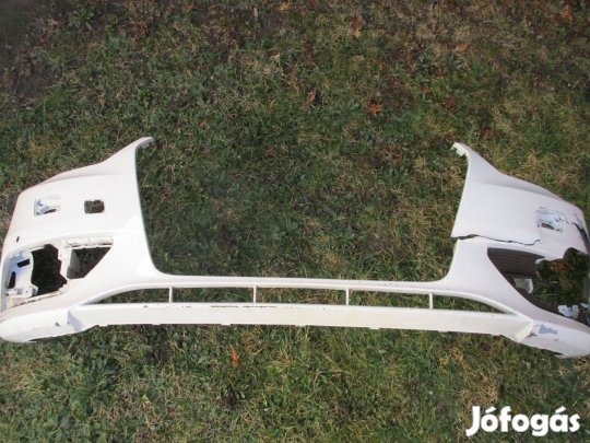 Audi A3, 8V, 2012-2020, sérült első lökháritó,jobb oldala hibátlan j