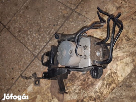 Audi A4 B5 ABS Tömb