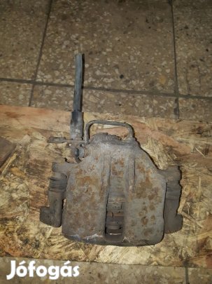 Audi A4 B5 Bal Első Féknyereg