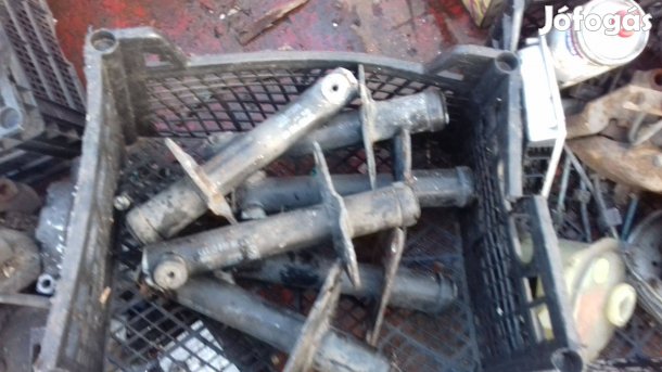 Audi A4 B5 Első Lökhárító Tartó Párban (Postázom is)