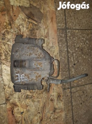 Audi A4 B5 Jobb Első Féknyereg