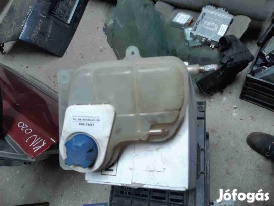 Audi A4 B5 Kiegyenlítő Tartály