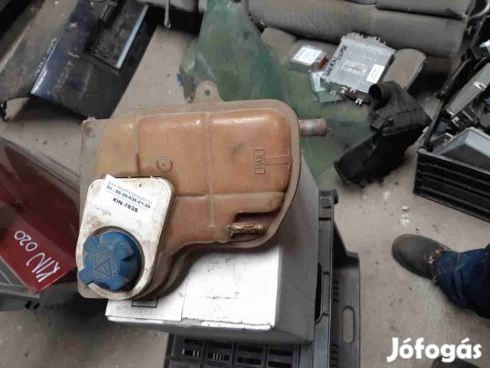 Audi A4 B5 Kiegyenlítő Tartály