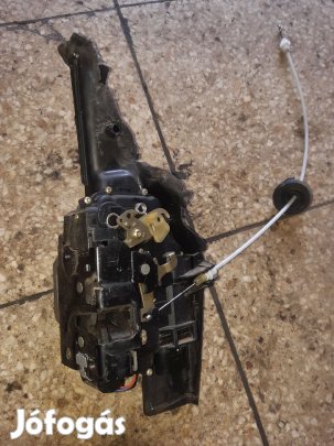 Audi A4 B6 Bal Első Ajtó Zárszerkezet + Központizár Motor