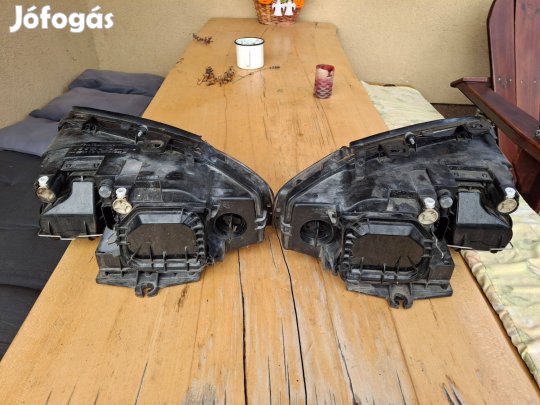 Audi A4 B6 Fényszóró