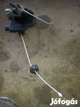 Audi A4 B6 Jobb Első Ajtó Zárszerkezet + Központizár Motor