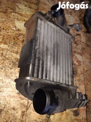 Audi A4 B6 Töltőlevegő Hűtő / Intercooler