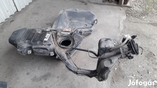 Audi A4 B6 Üzemanyag Tank