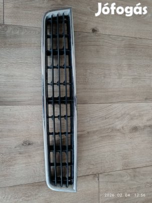 Audi A4 B6 diszrács