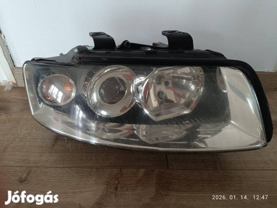Audi A4 B6 első fényszóró 
