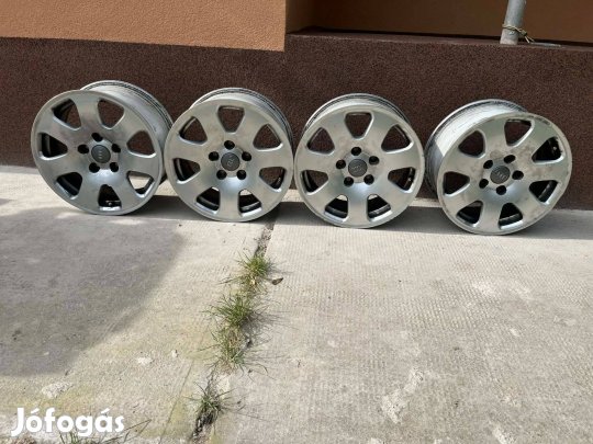 Audi A4 B6 gyári alufelnik
