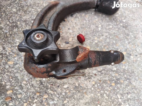 Audi A4 B6 levehető vonóhorog fej