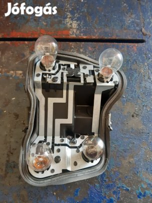 Audi A4 B7 Jobb Hátsó Lámpa Foglalat