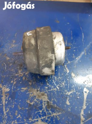 Audi A4 B7 Jobb Motortartó Bak