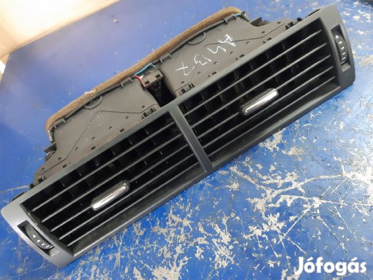 Audi A4 B7 Középső Szellőző