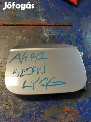 Audi A4 B7 Tankajtó