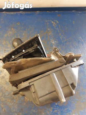 Audi A4 B7 Váltó Kulissza