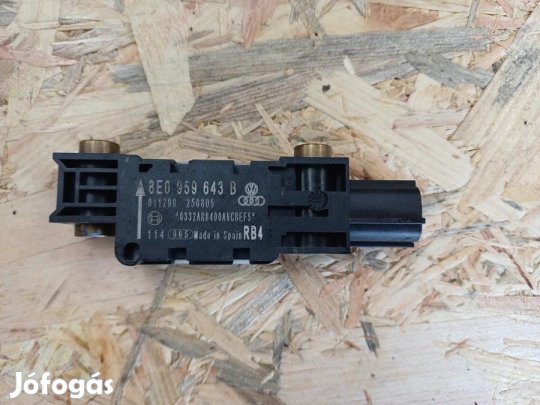 Audi A4 B7  (2004-2008) Oldalütközés Érzékelő