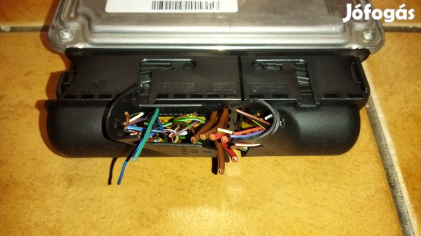 Audi A4 B7 ( 8EC ) Motorvezérlő