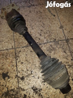 Audi A4 B8 Bal Első Féltengely