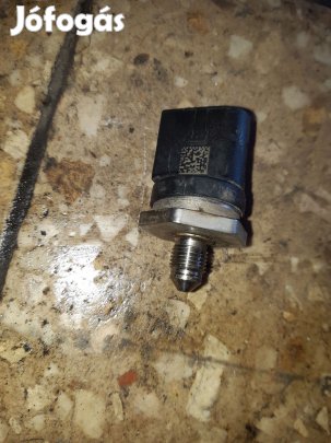 Audi A4 B8 Üzemanyag Nyomás Érzékelő