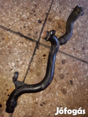 Audi A4 B8 Vízcső Elosztó
