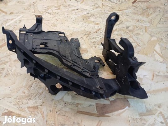 Audi A4 B8 (2008-2015) Jobb Első Lámpa Tartó