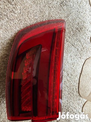 Audi A4 B9 Avant bal hátsó, ledes lámpa