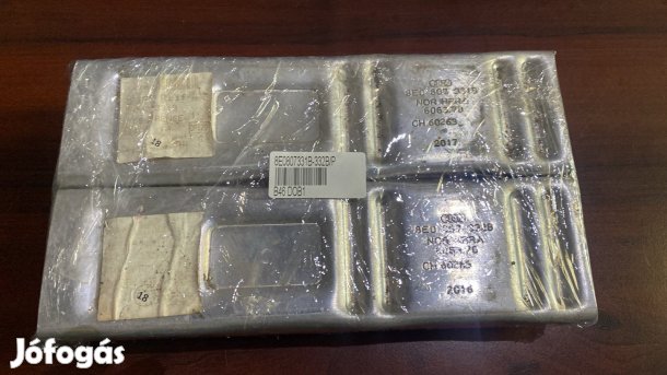 Audi A4/S4 jobb és bal lökhárító merevítő bak 8E0807331B - 8E0807332B