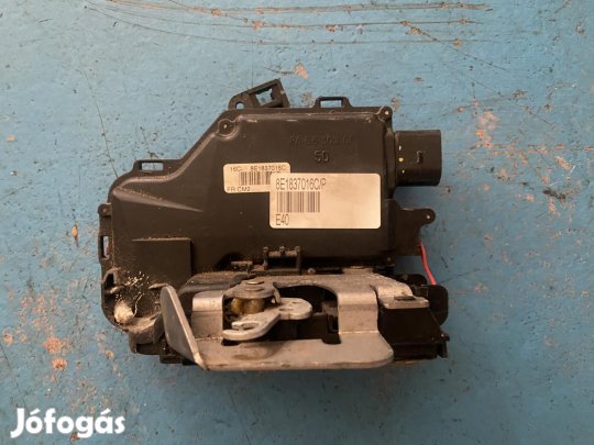 Audi A4 jobb első ajtó zárszerkezet 8E1837016C eladó