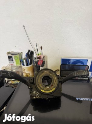 Audi A4 kormánykapcsoló 8k0953502bj