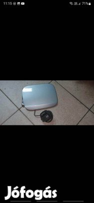 Audi A4 tankajtó tanksapka ajtó 4E0010376R