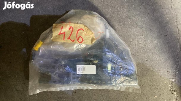 Audi A5/A1/A4/Q5 jobb oldali zártartó 8T0837886B eladó