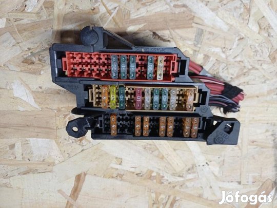 Audi A5 (2007-2017) Diesel Biztosíték Tábla