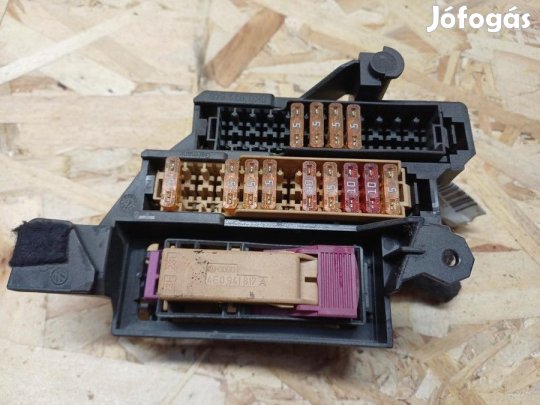 Audi A5 (2007-2017) Diesel Biztosíték Tábla