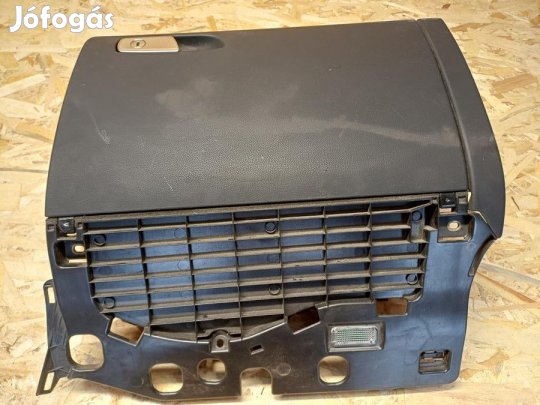 Audi A5 (2007-2017) Kesztyűtartó