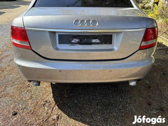 Audi A6 4F csomagtér ajtó hátsó lámpa 