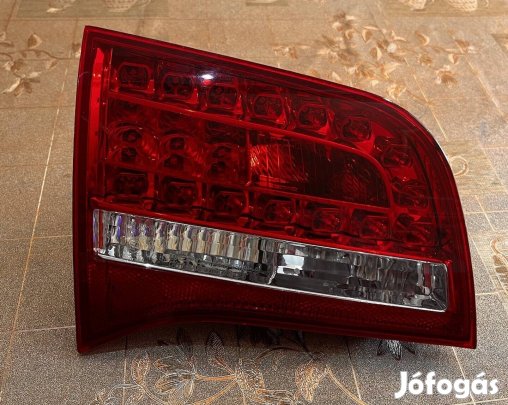 Audi A6 4F facelift bal hátsó csomagterbe valo LED lámpa